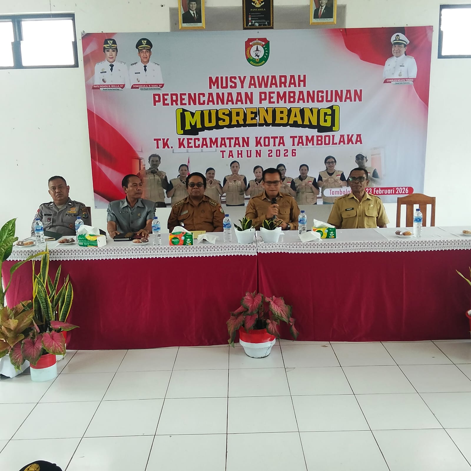 Wabup SBD Buka Musrenbang Kec. Kota Tambolaka