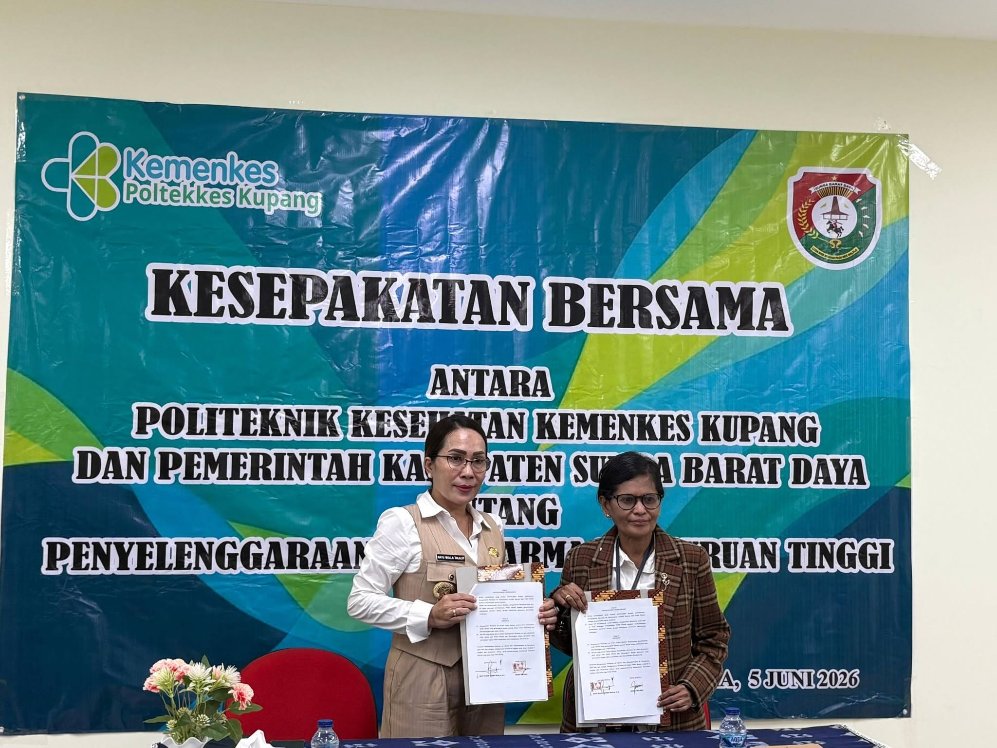 Pemkab SBD MOU dengan Poltekkes Kemenkes Kupang